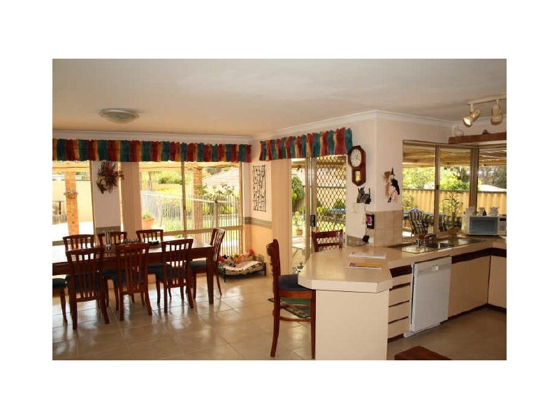 19 Torenia Way, Yangebup WA 6164