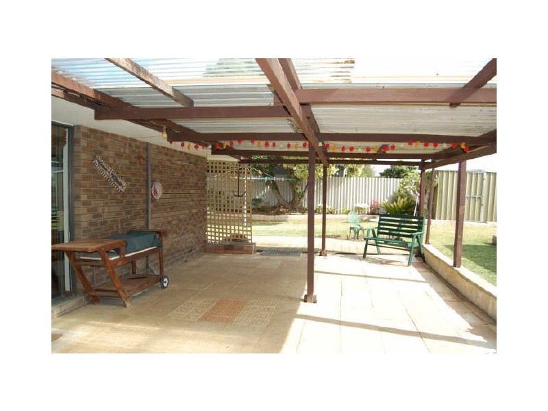4 Bradbury Way, Samson WA 6163