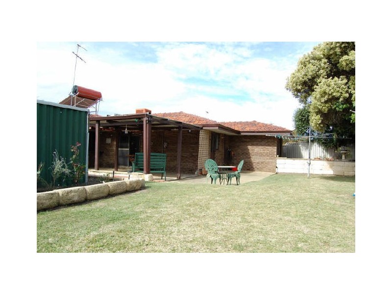 4 Bradbury Way, Samson WA 6163