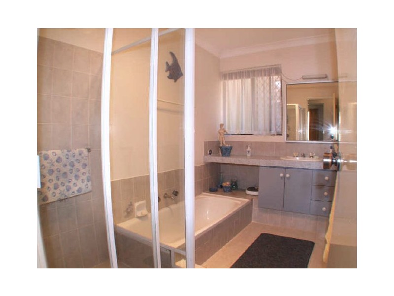 49A Hanrahan Loop, Kardinya WA 6163