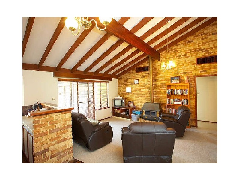 35 Petterson Ave, Kardinya WA 6163