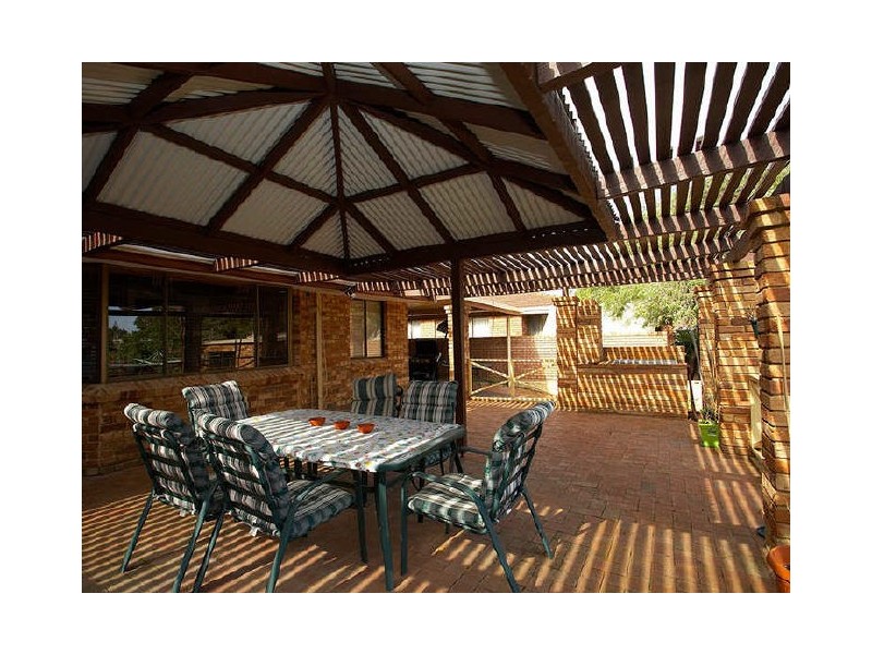 35 Petterson Ave, Kardinya WA 6163