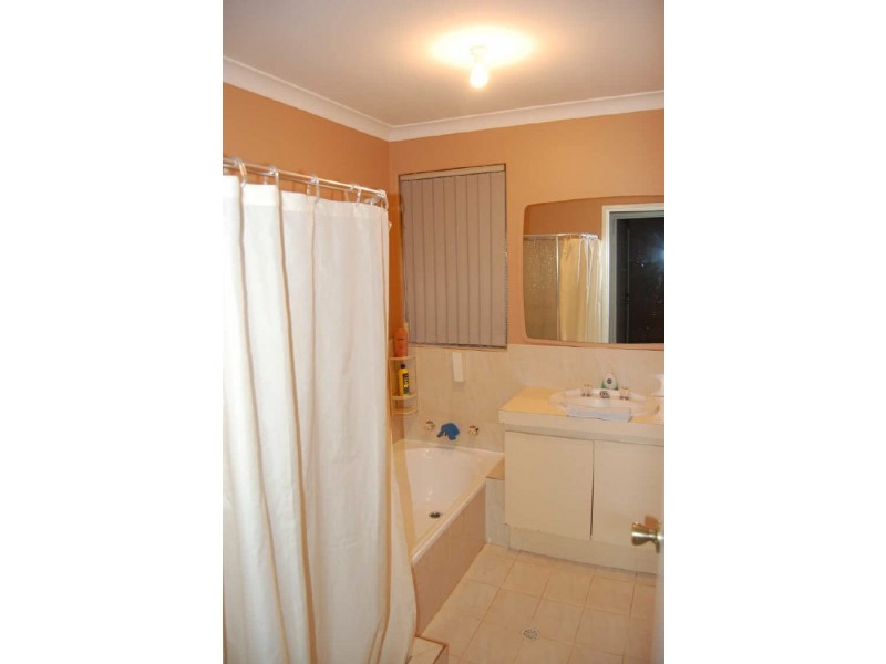 7B Medlar Grove, South Lake WA 6164