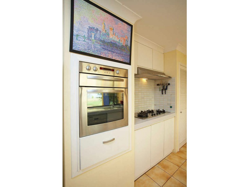 31 Buckingham Crescent, Kardinya WA 6163