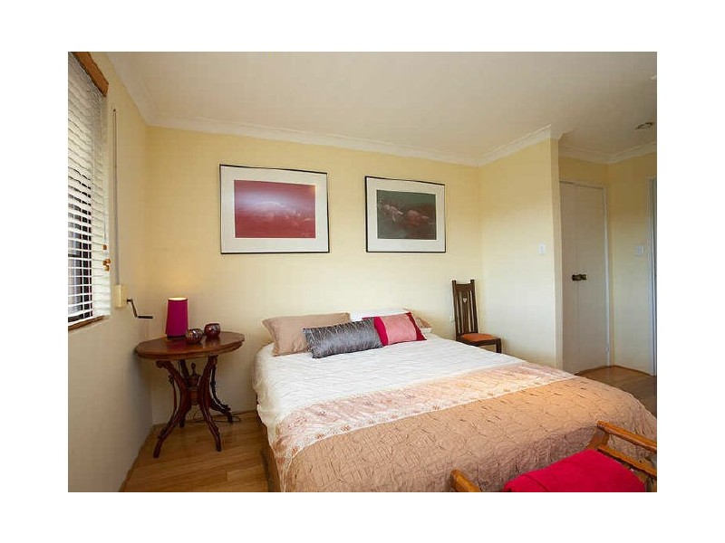 31 Buckingham Crescent, Kardinya WA 6163