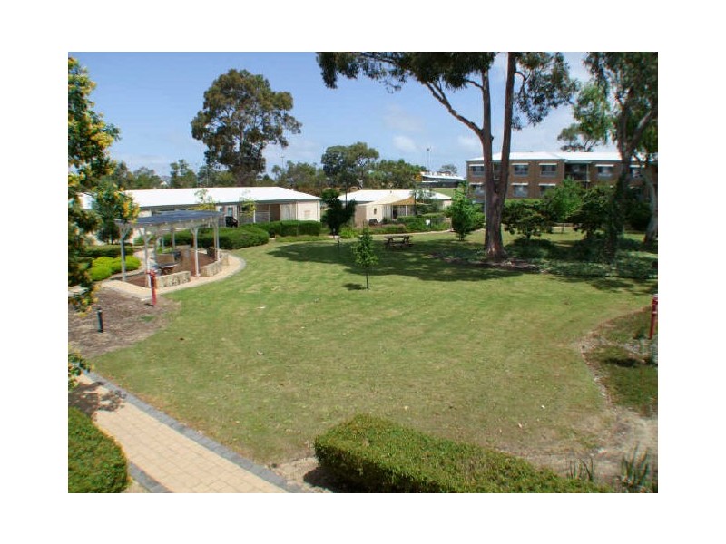 9/15 Friar John Way, Coolbellup WA 6163