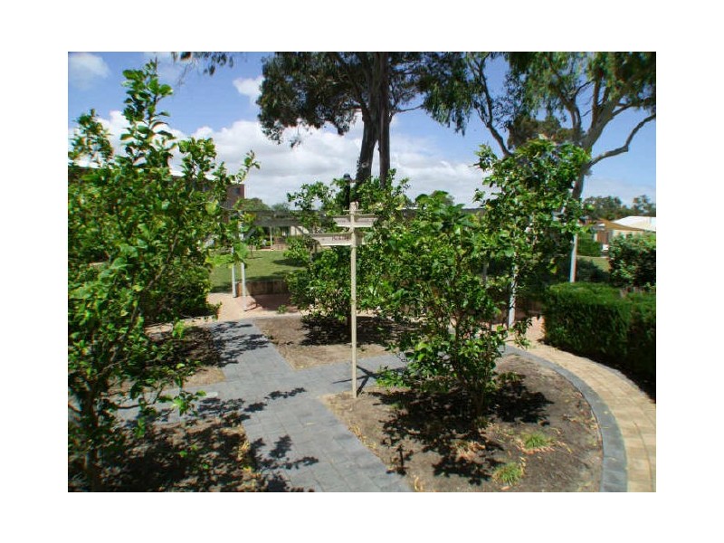 9/15 Friar John Way, Coolbellup WA 6163