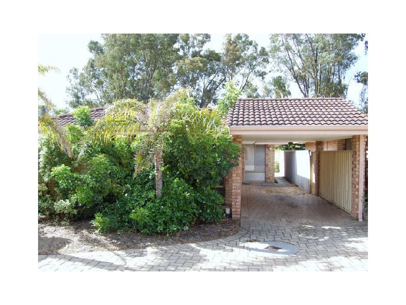 2/14 Stampel Gardens, Kardinya WA 6163