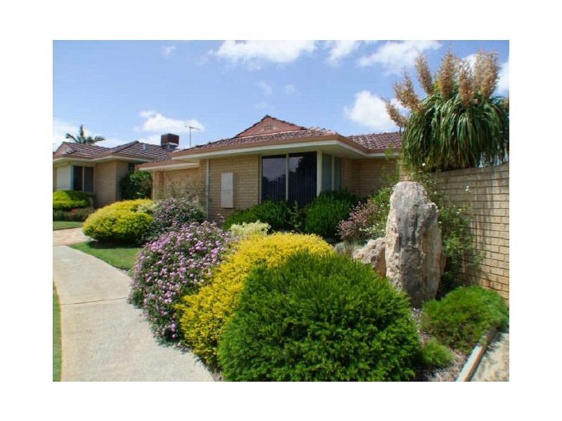9/1 Wilkinson Gardens, Winthrop WA 6150