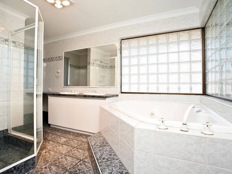 11 Morton Road, Hamilton Hill WA 6163