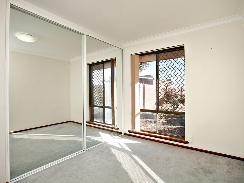 11 Morton Road, Hamilton Hill WA 6163