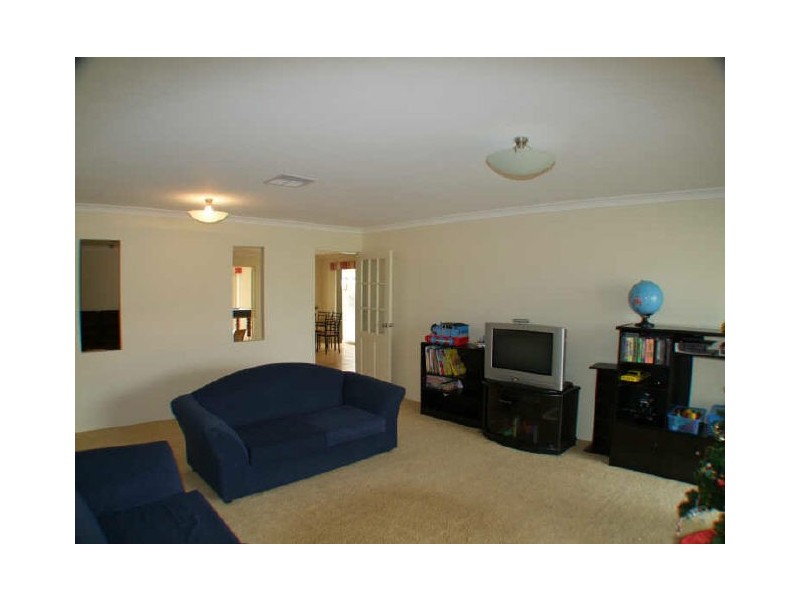 238 Amherst Road, Canning Vale WA 6155