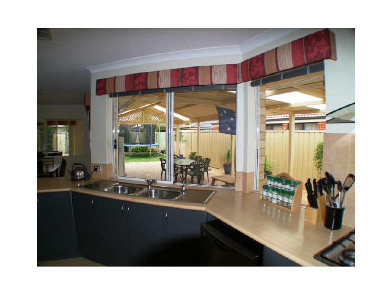 238 Amherst Road, Canning Vale WA 6155