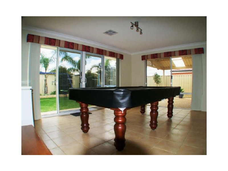 238 Amherst Road, Canning Vale WA 6155