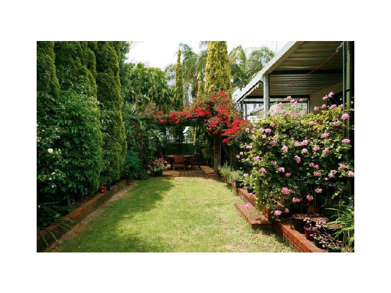 65 McBeth Way, Kardinya WA 6163