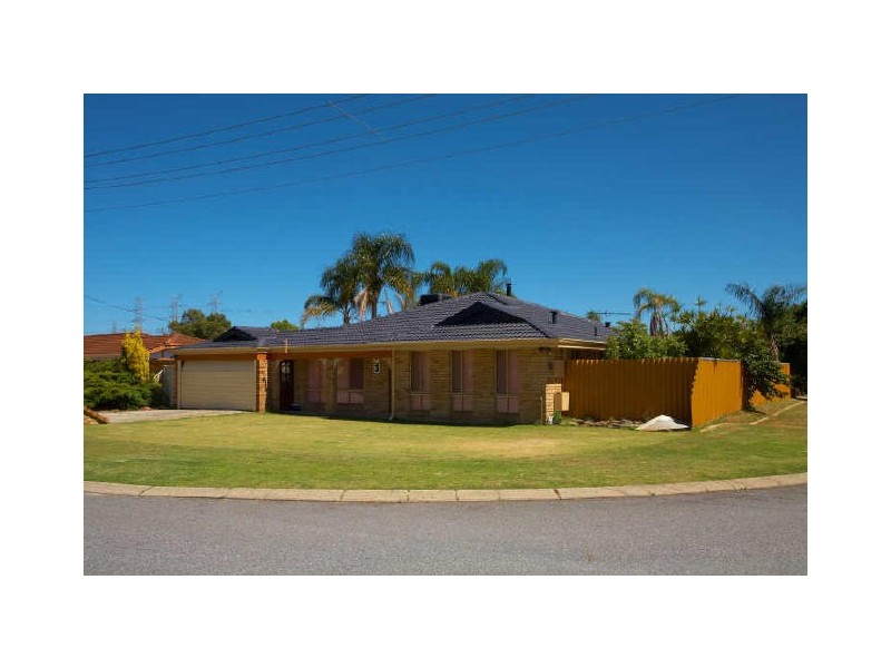 3 Dulverson Place, South Lake WA 6164