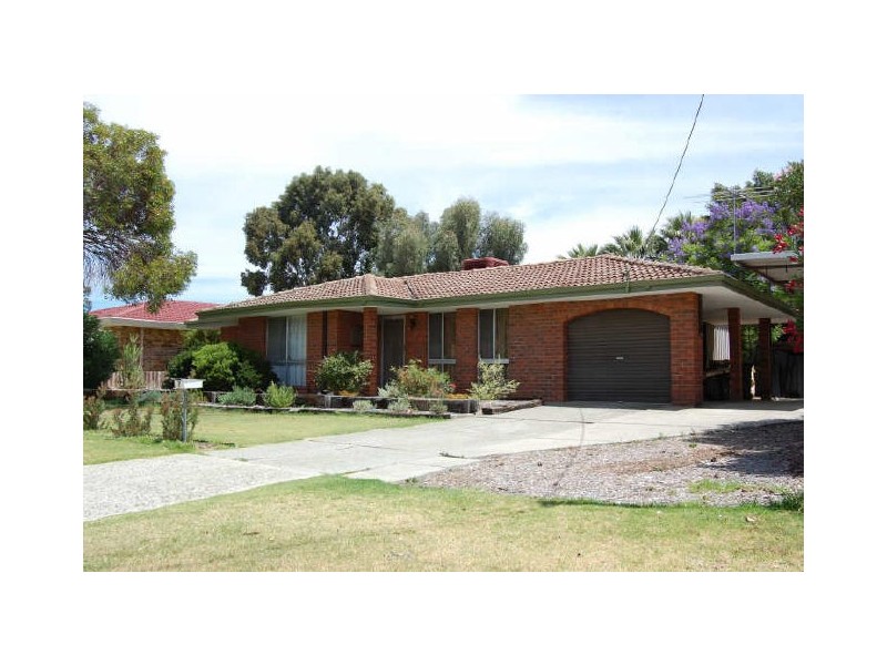 7 Longfield Road, Maddington WA 6109