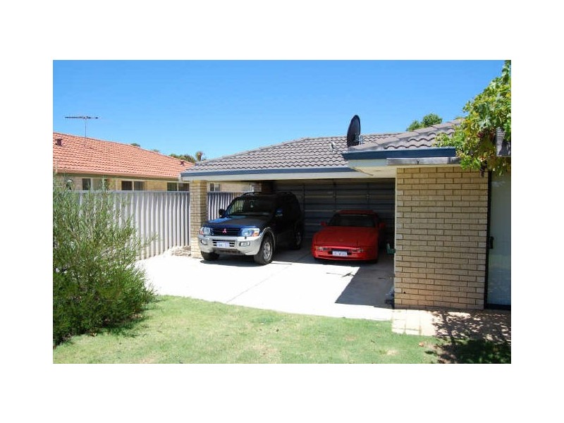 7 Rason Court, Seville Grove WA 6112