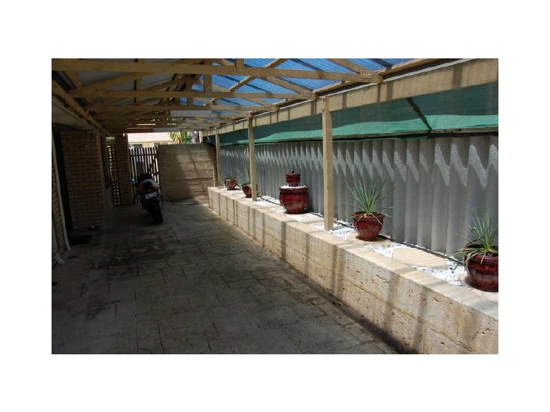 7 Rason Court, Seville Grove WA 6112