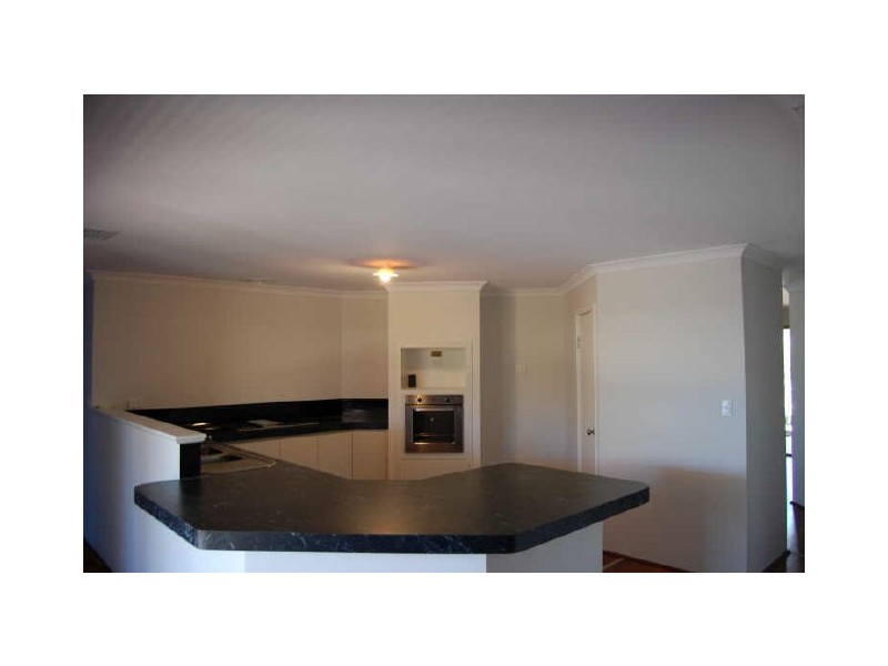 16 Freycinet Ct, Aubin Grove WA 6164