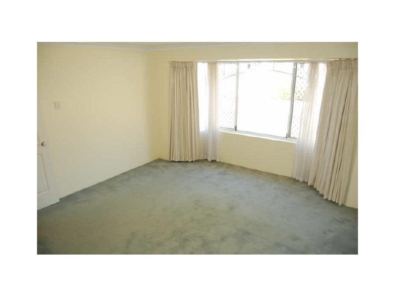 136 Garling Street, Willagee WA 6156