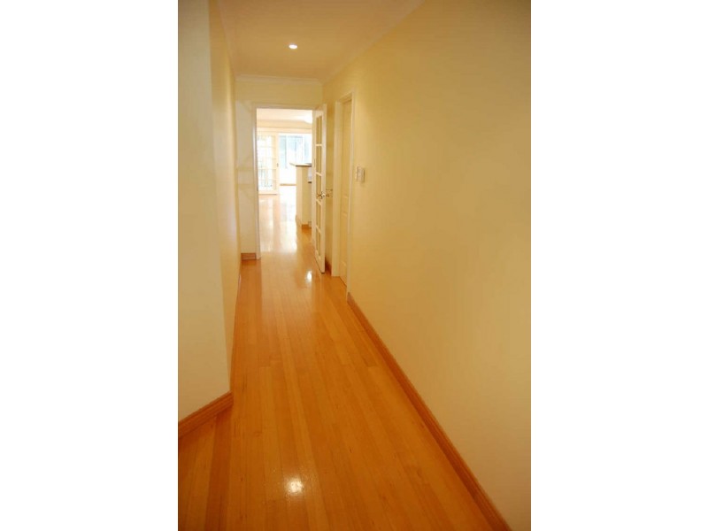 136 Garling Street, Willagee WA 6156