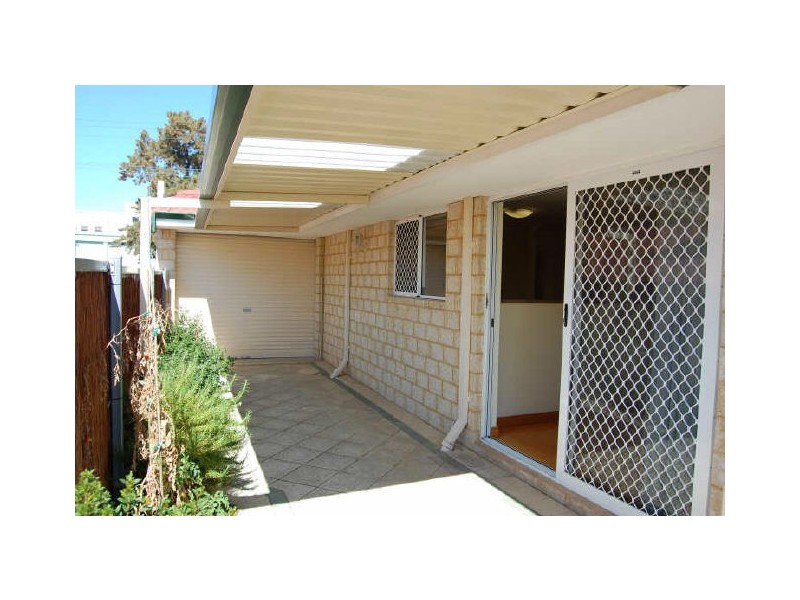 136 Garling Street, Willagee WA 6156