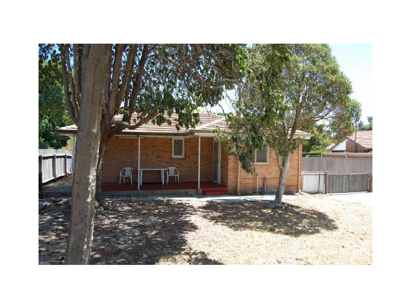 14 Juliet Road, Coolbellup WA 6163