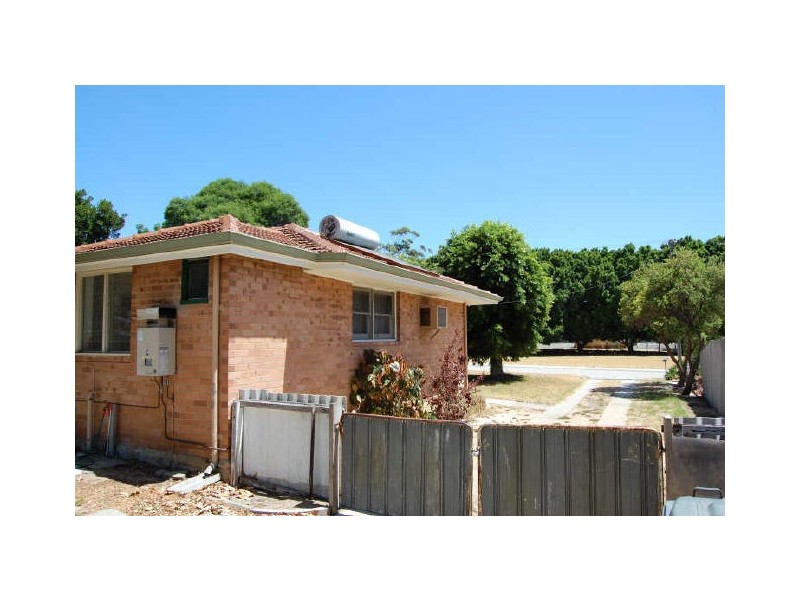 14 Juliet Road, Coolbellup WA 6163