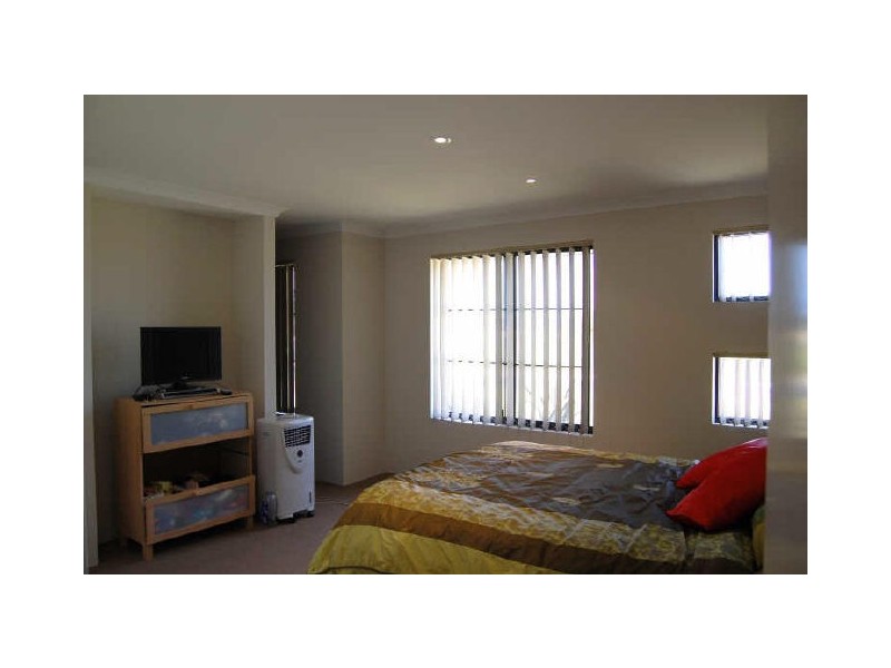 40 John Forrest Circuit, Bertram WA 6167