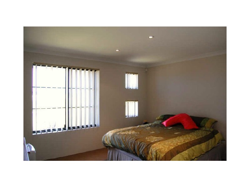 40 John Forrest Circuit, Bertram WA 6167