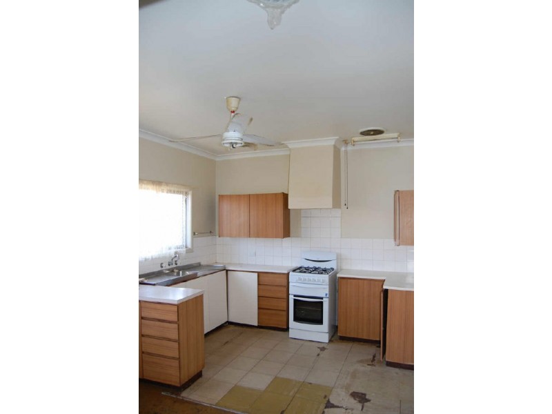 14 Garling Street, Willagee WA 6156