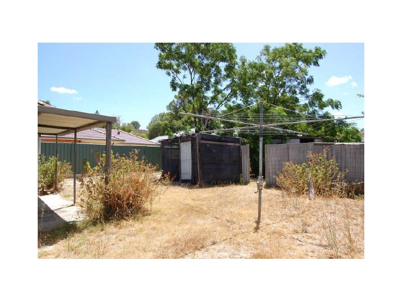 14 Garling Street, Willagee WA 6156