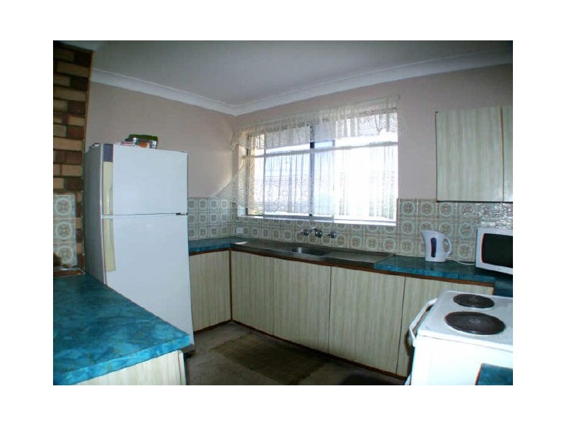 1A Windelya Road, Kardinya WA 6163