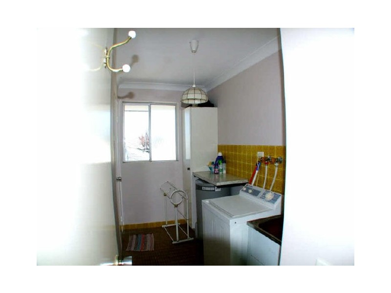 1A Windelya Road, Kardinya WA 6163