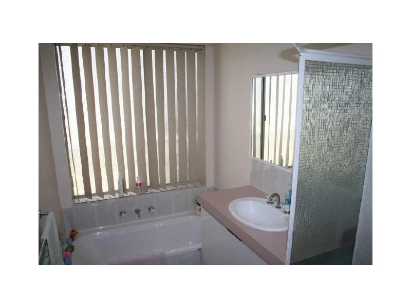 2/2 Troode Street, Munster WA 6166