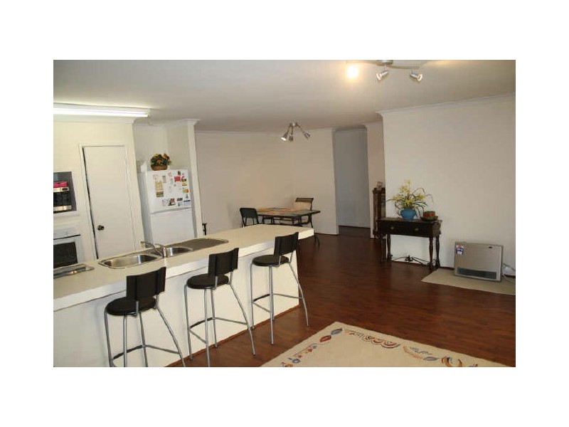 8B Letizia Court, Yangebup WA 6164