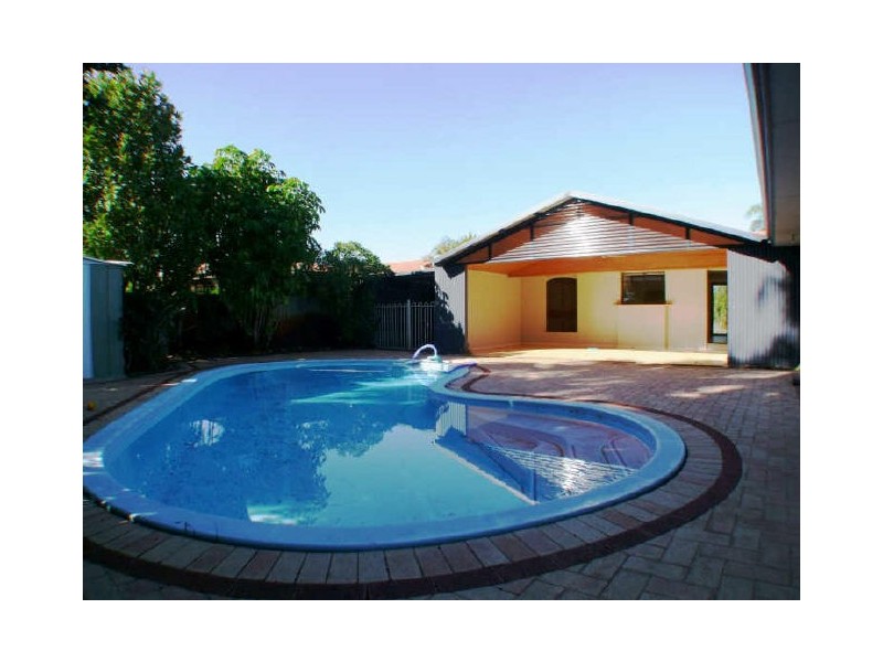 41 Hibbertia Crescent, Riverton QLD 4385