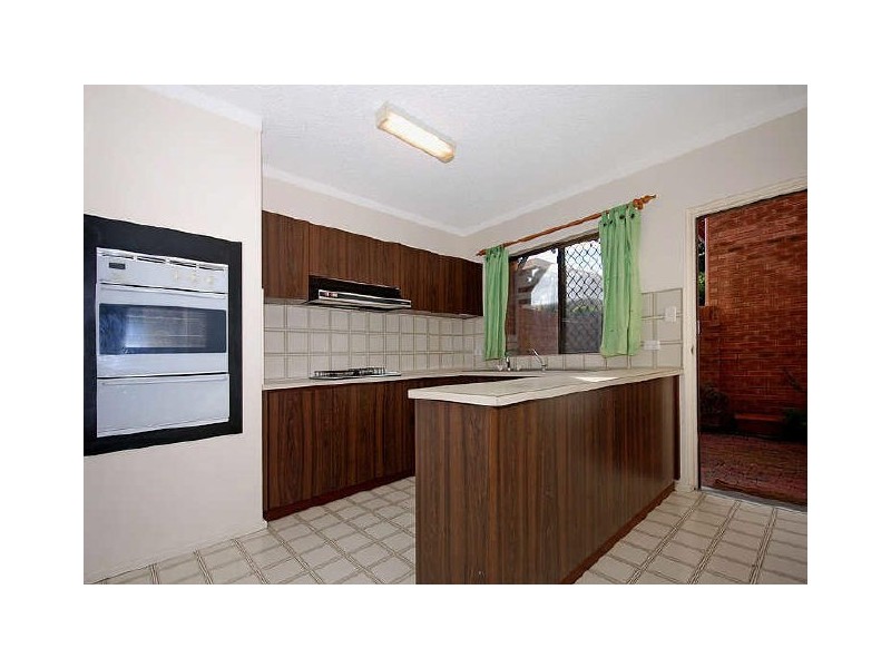 2/1 Chatsworth Terrace, Claremont WA 6010