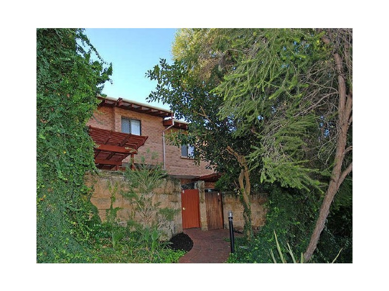 2/1 Chatsworth Terrace, Claremont WA 6010