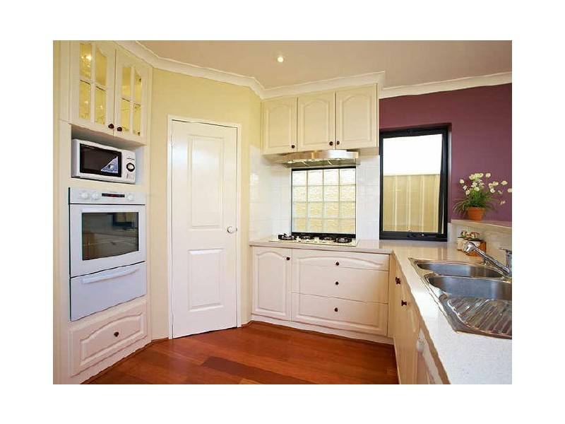 5 Dixon Street, Kardinya WA 6163