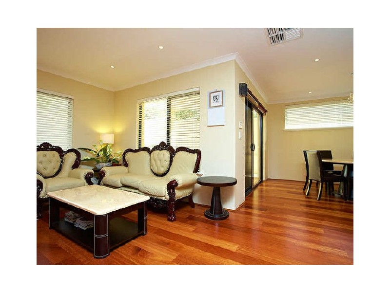 5 Dixon Street, Kardinya WA 6163