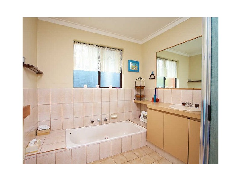 14 Urwick Court, Kardinya WA 6163