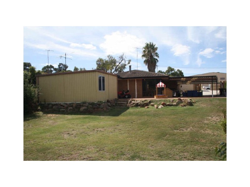 3 Conigrave Road, Yangebup WA 6164