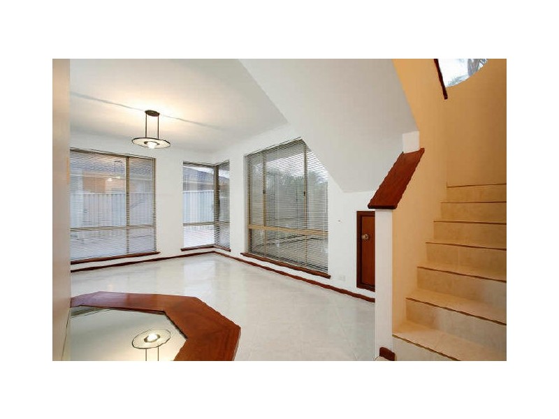 10 Cusack Way, Kardinya WA 6163