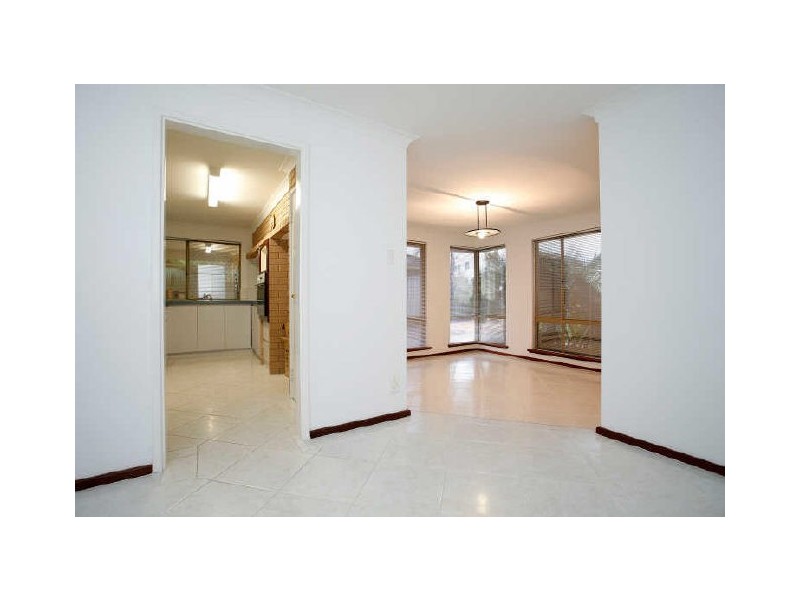 10 Cusack Way, Kardinya WA 6163