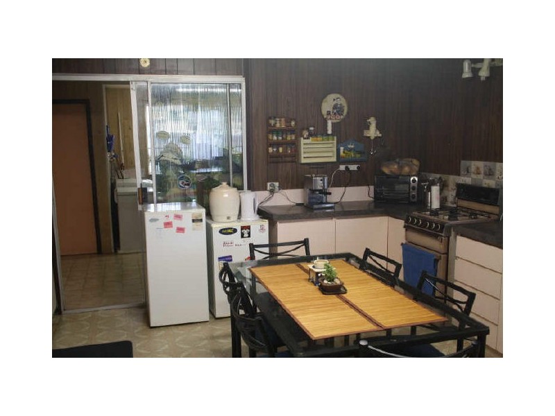 70 Phoenix Road, Hamilton Hill WA 6163