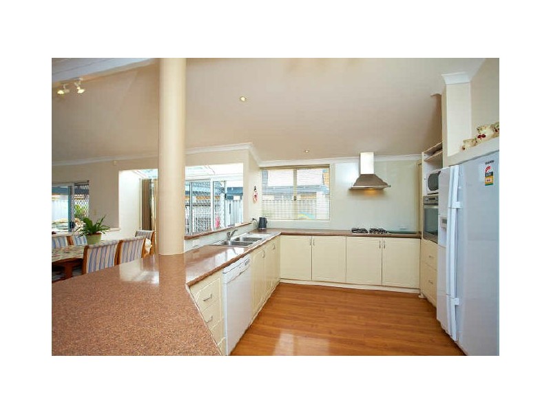 43 Southacre Drive, Canning Vale WA 6155