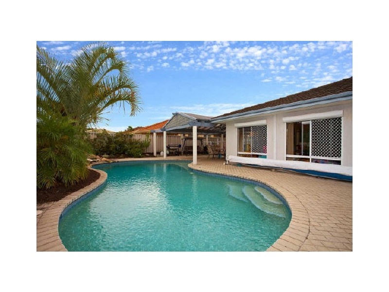 43 Southacre Drive, Canning Vale WA 6155