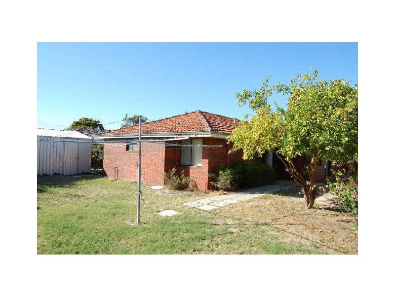 4 Hanlin Way, Samson WA 6163